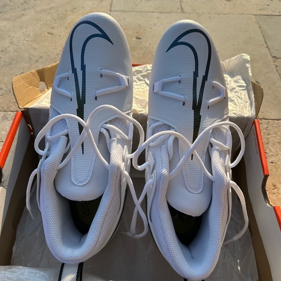 BRAND NEW NIKE ALPHA MENACE PRO 3 FOOTBALL CLEATS - Picture 3 of 8